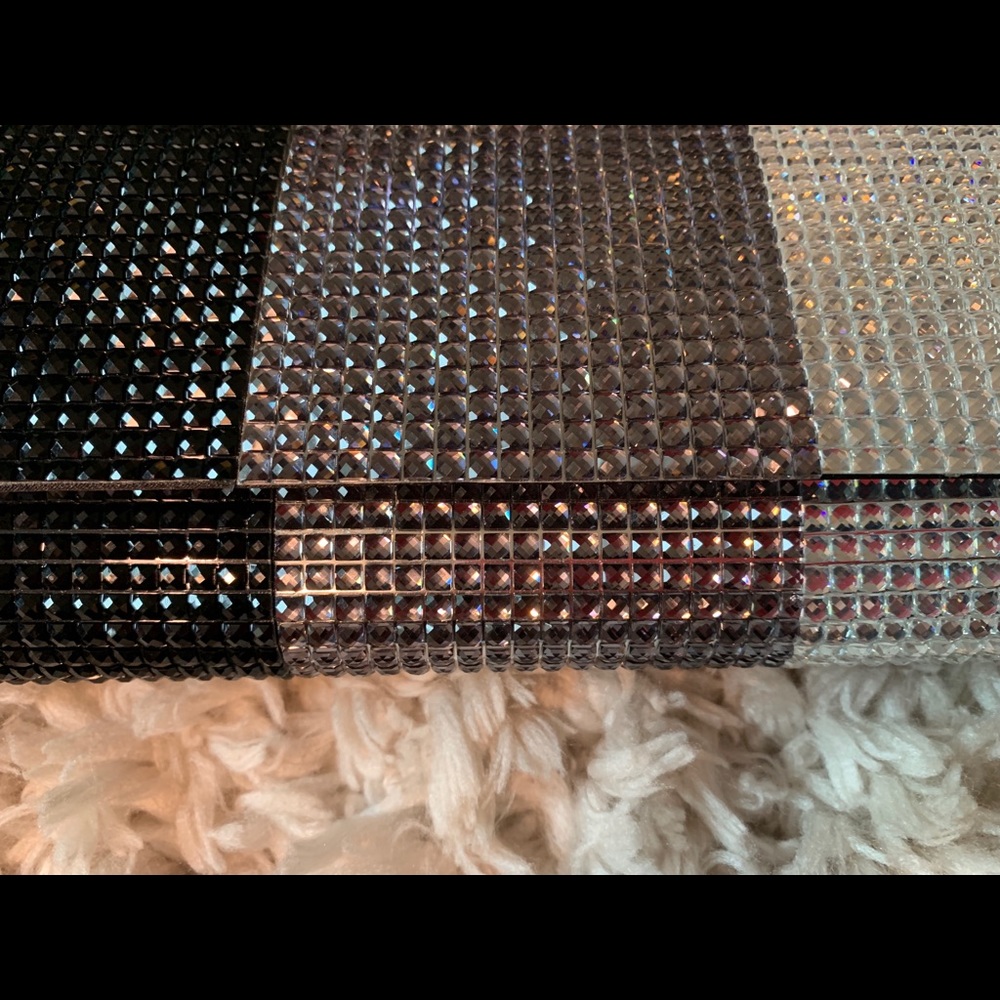 Call it Spring Clutch - Picture 2 of 4